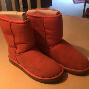 Authentic UGG Women’s Classic Short Sunset Sz 8